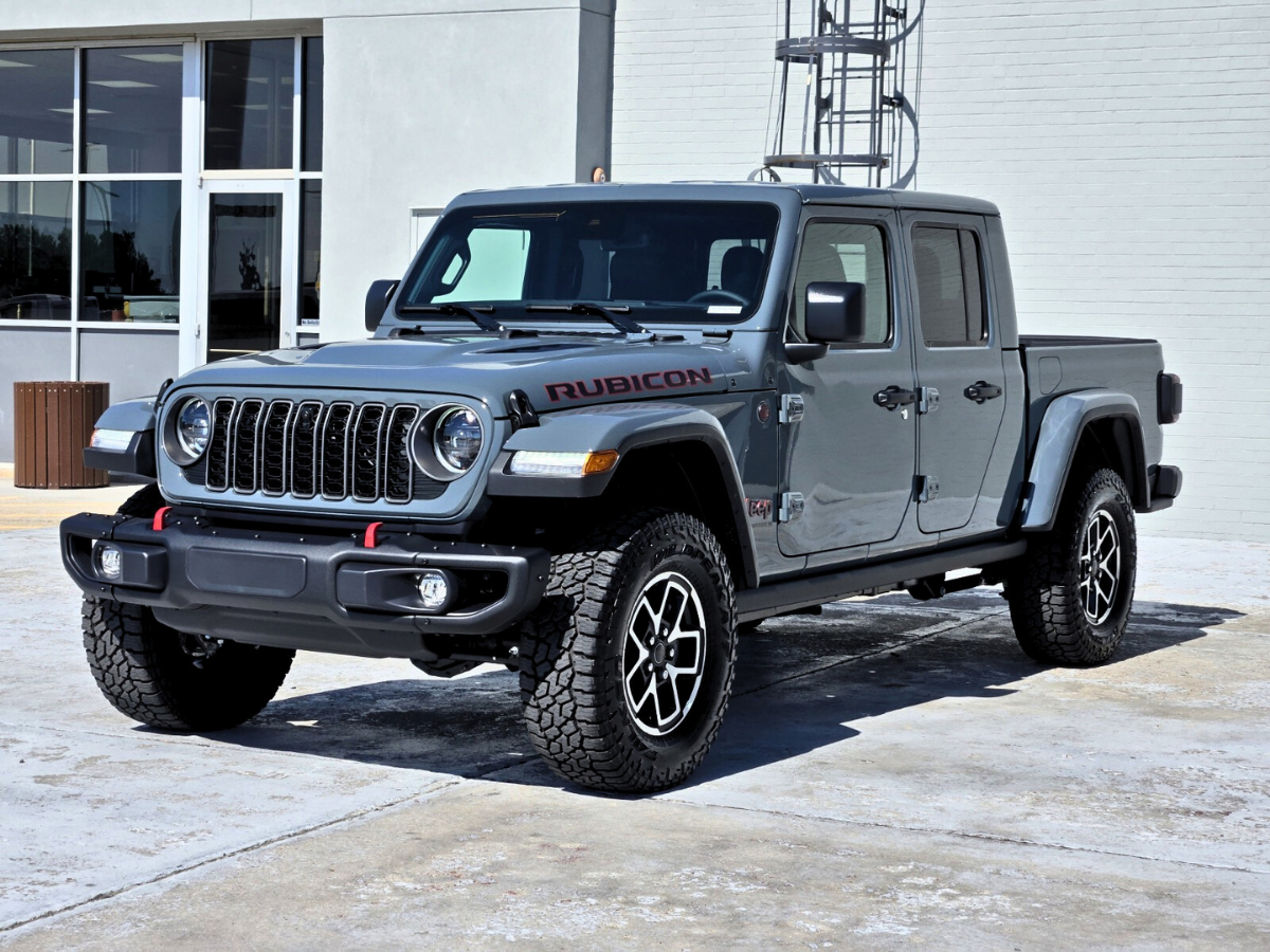 3.eep Gladiator Rubicon X 2025png