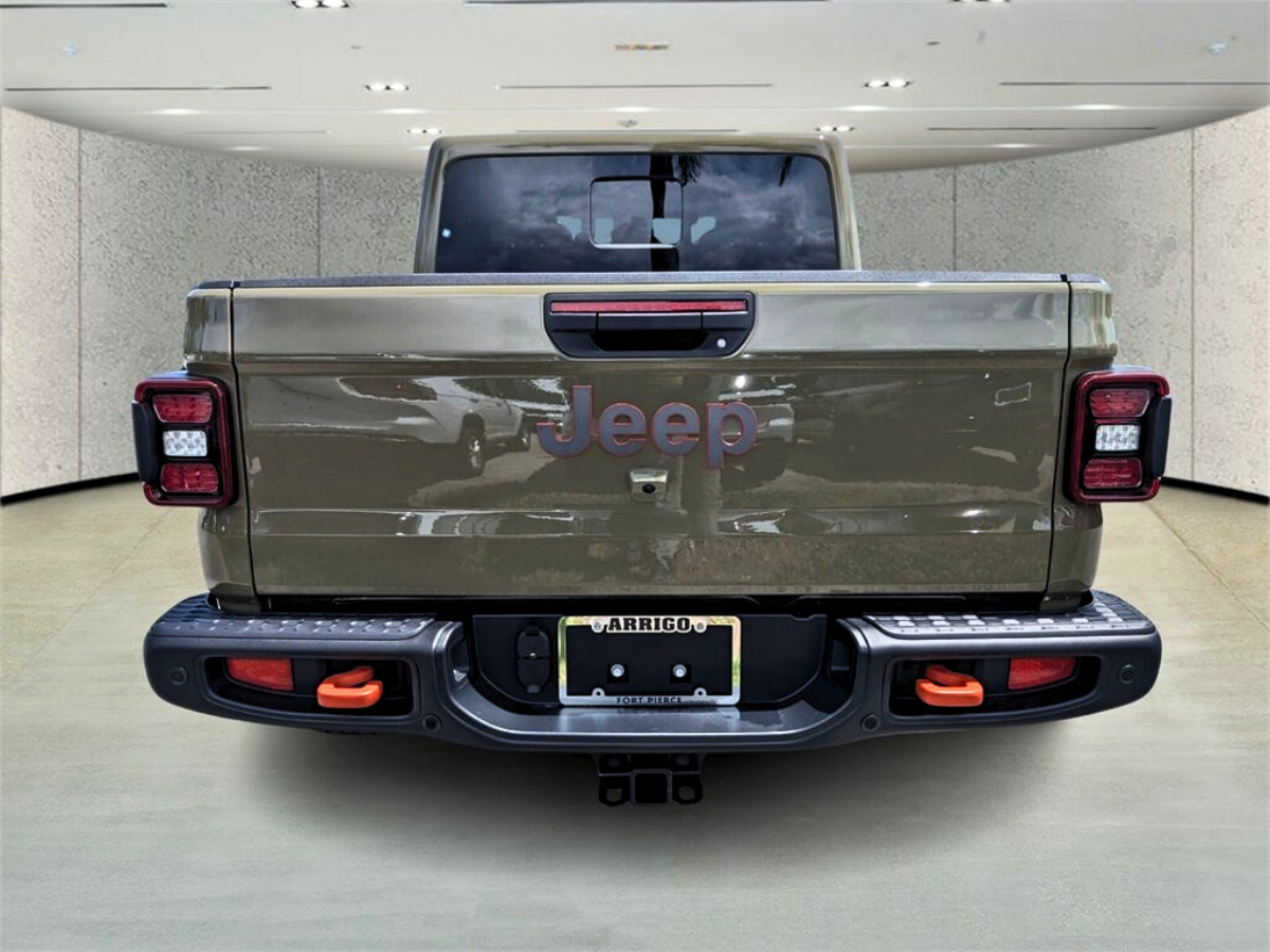 Jeep Gladiator Mojave X 2025 10