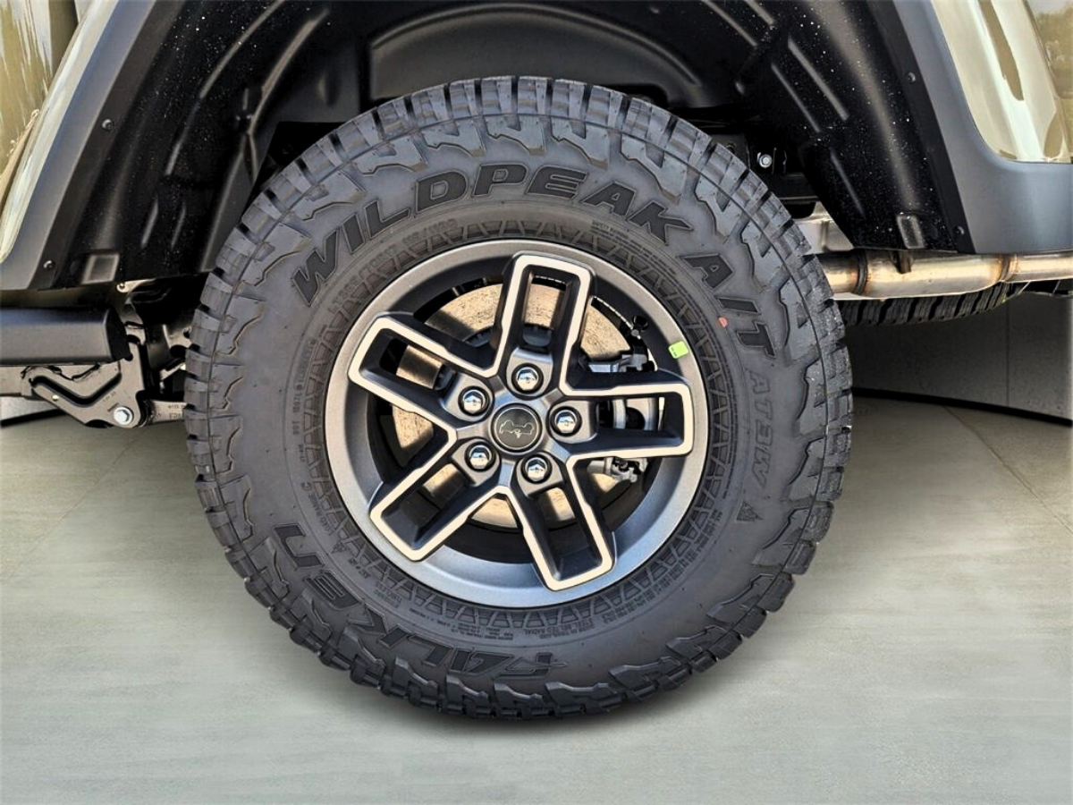 Jeep Gladiator Mojave X 2025 9