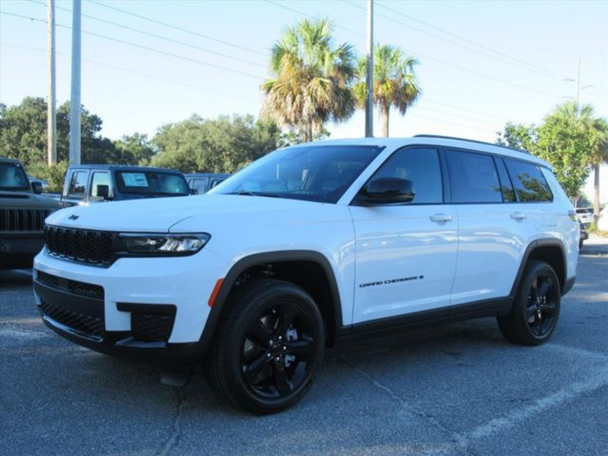 Jeep Grand Cherokee Altitude X 6