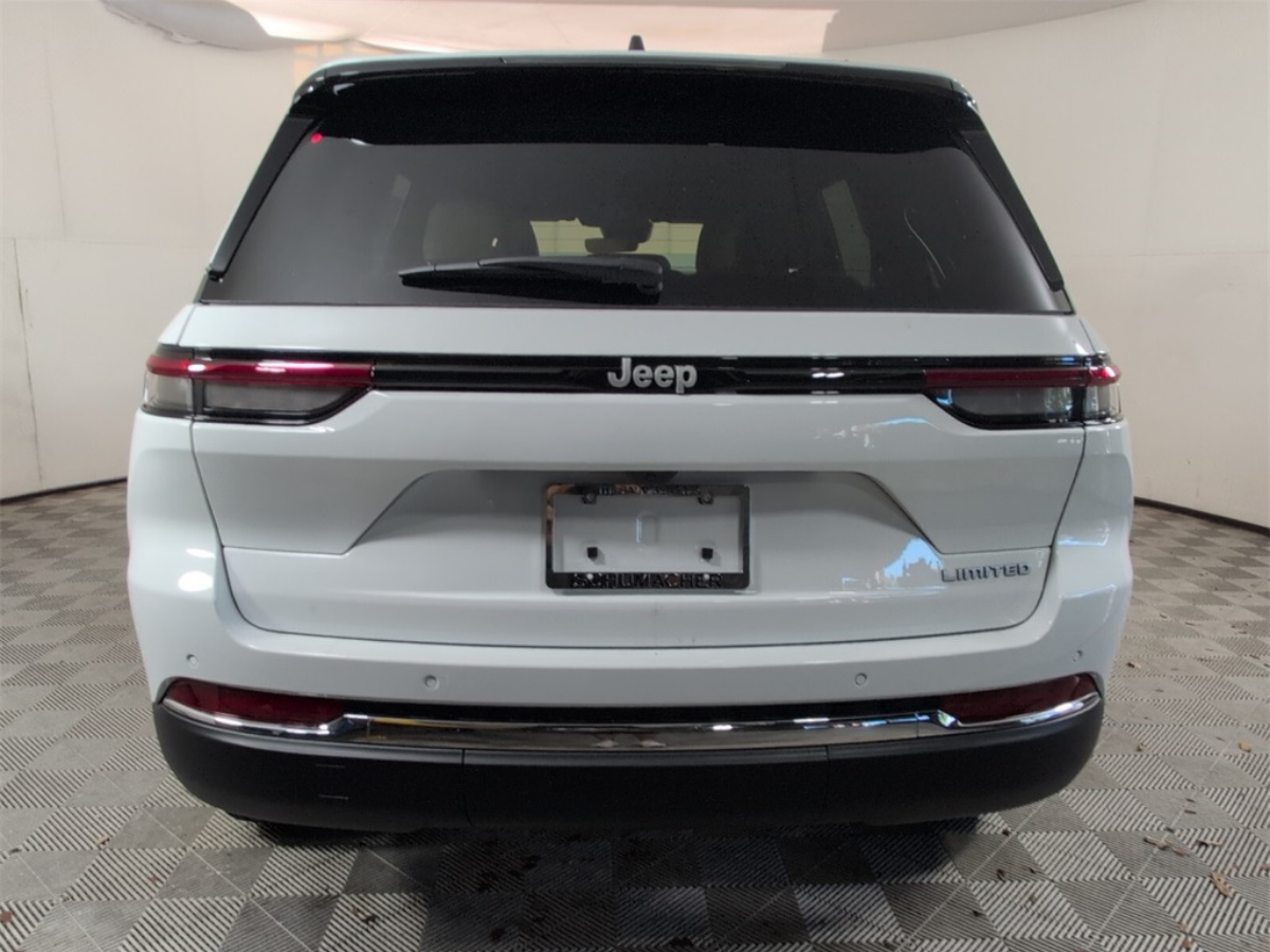 Jeep Grand Cherokee Limited 7